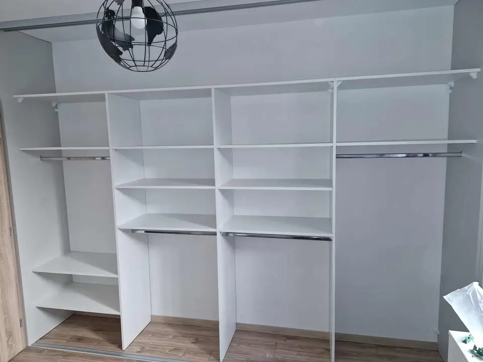 Vstavané skrine - maximálne využitie priestoru